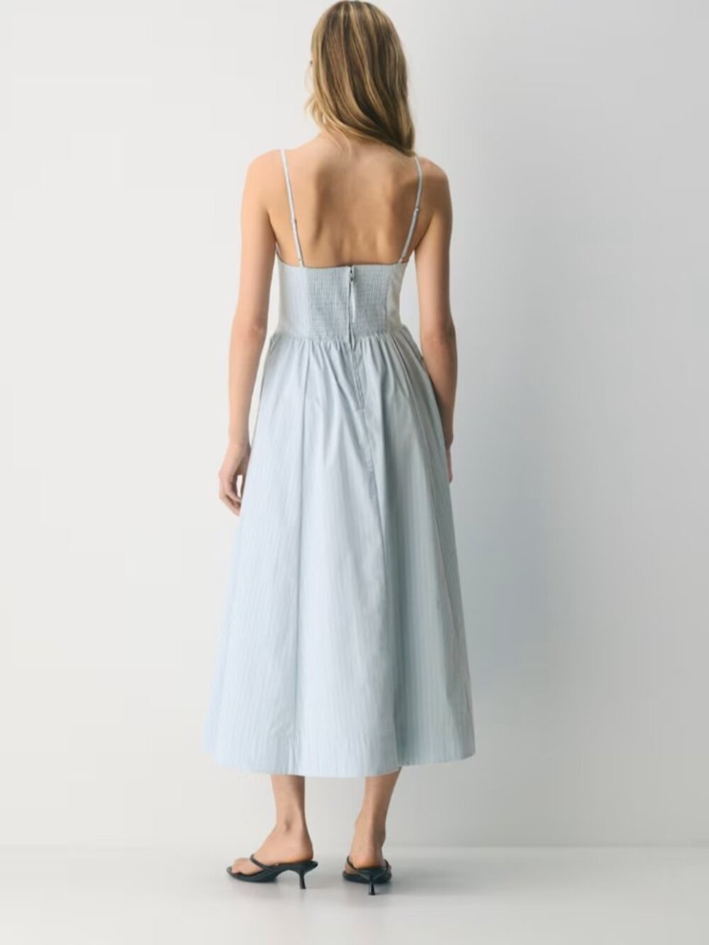 NWT Aritzia TECHNIQUE Poplin Dress Dew Blue & White 8 - Picture 4 of 7